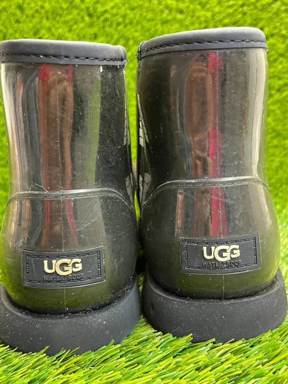 UGG Classic Clear Mini II Girls Size 5Y Black Casual Waterproof Ankle Rain Boots
